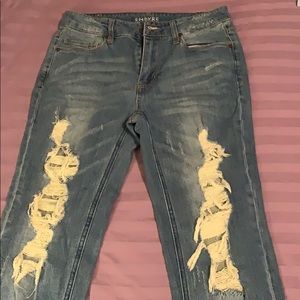 Woman’s empyre distressed boyfriend jeans